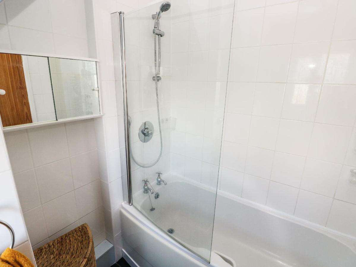 53 St Brides View Villa Haverfordwest Ngoại thất bức ảnh